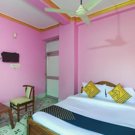 Spot On 65043 Hotel Kalinga Palace Kendrapara Εξωτερικό φωτογραφία