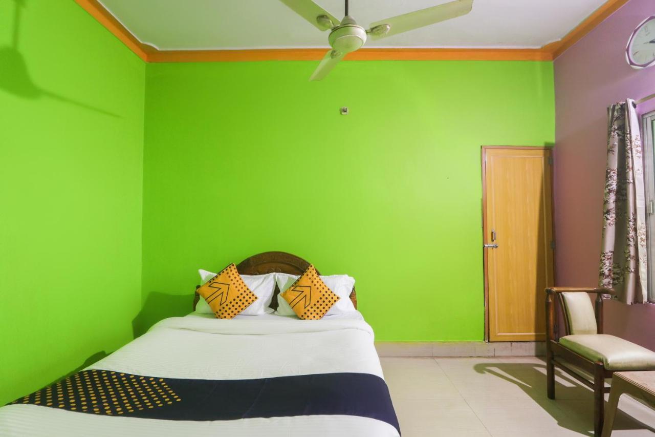 Spot On 65043 Hotel Kalinga Palace Kendrapara Εξωτερικό φωτογραφία